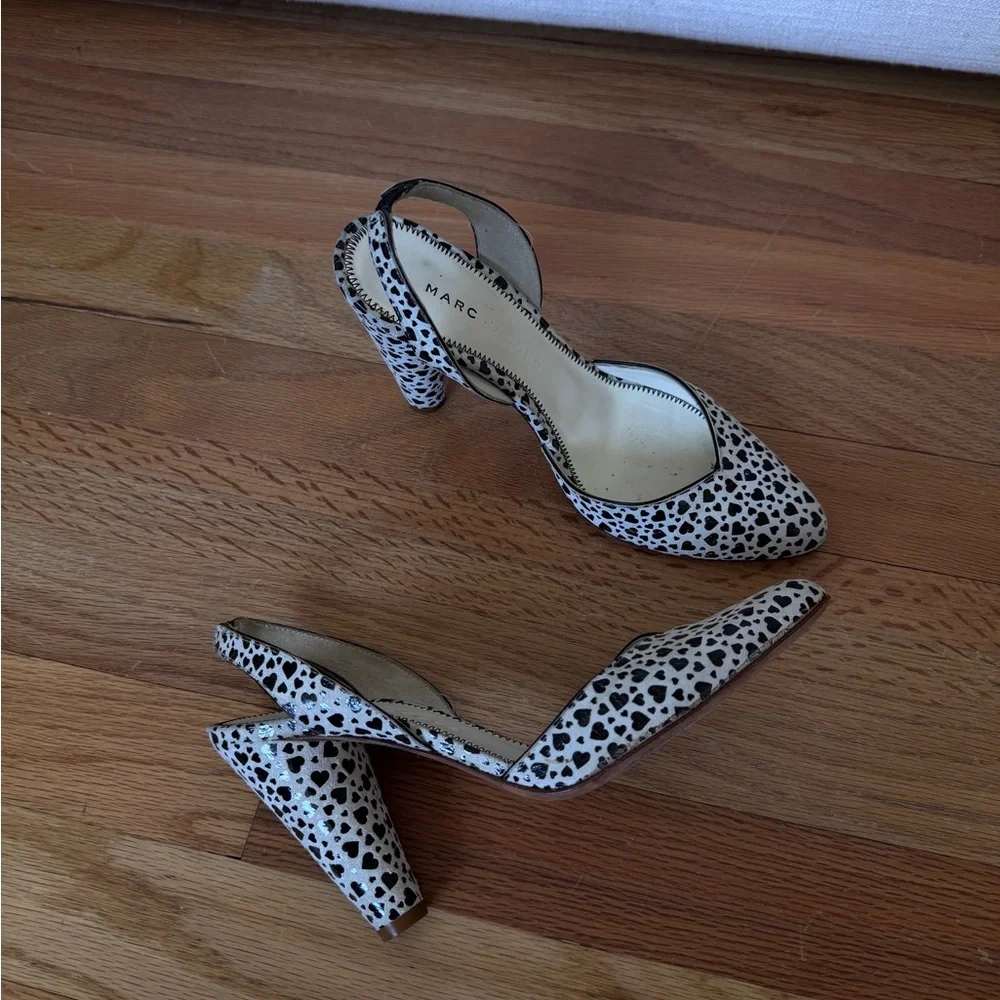 Marc Jacobs Black ‎ Heart Print Slingback Heels Pump Size 36